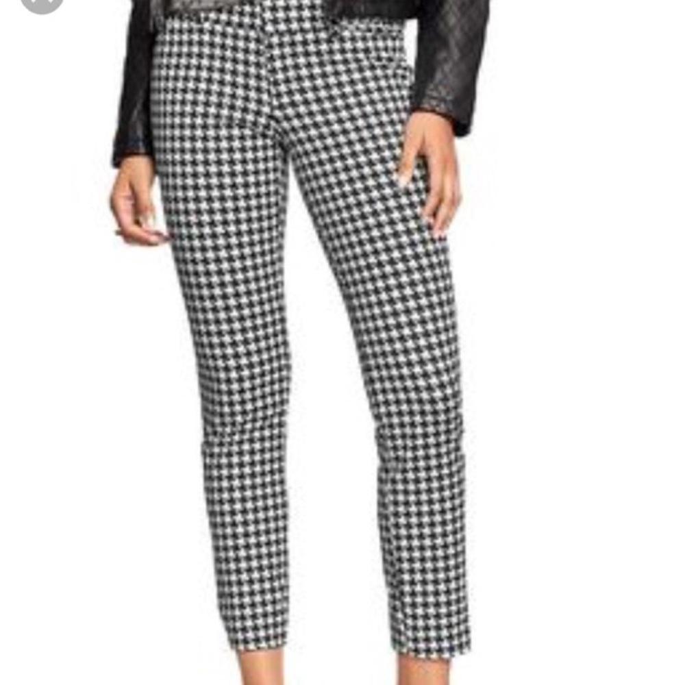 Old Navy Pull On Houndstooth pixie pants